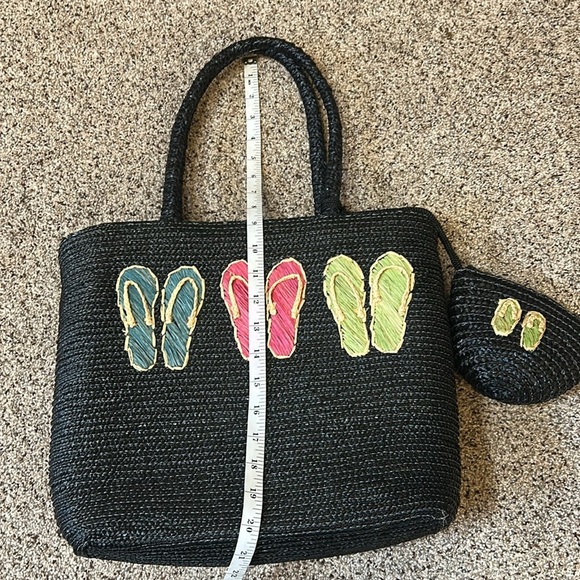 Straw Woven Black Beach Summer Large Tote with Flip Flops design + small bag - Picture 9 of 16